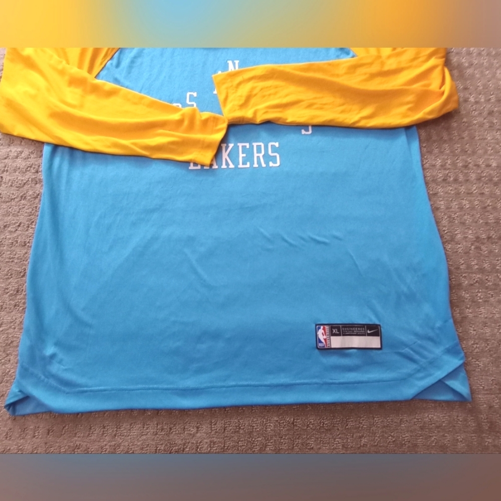 Los Angeles Lakers NBA 75th Warm-up Dri Fit Shirt - Picture 6 of 8